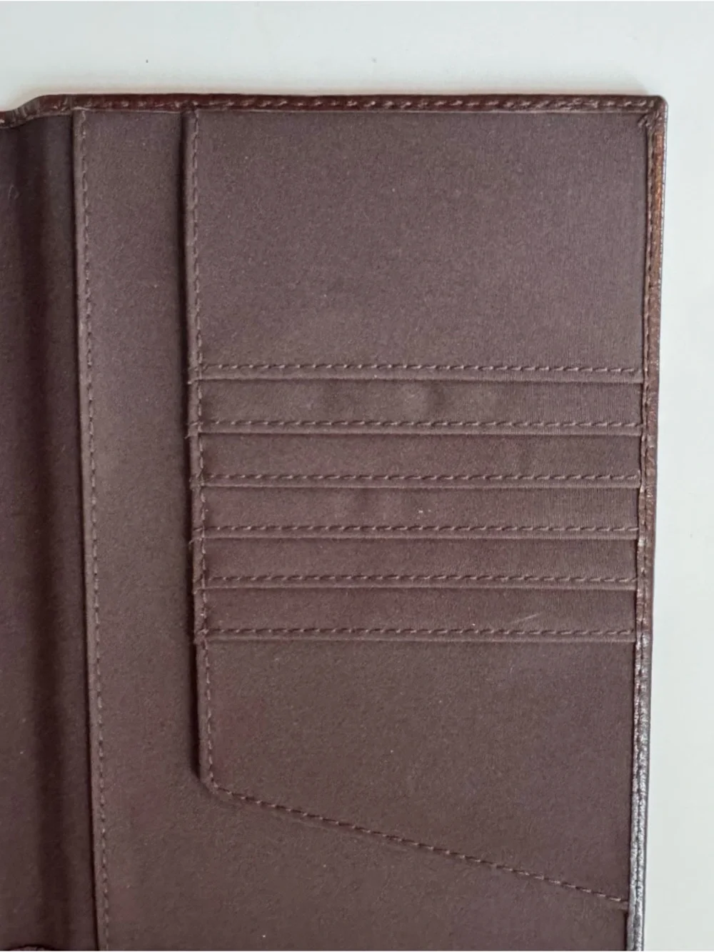 Wilsons Leather Dark Brown Folio Case 6.25” x 8.25” Quiet Luxury Writer Office